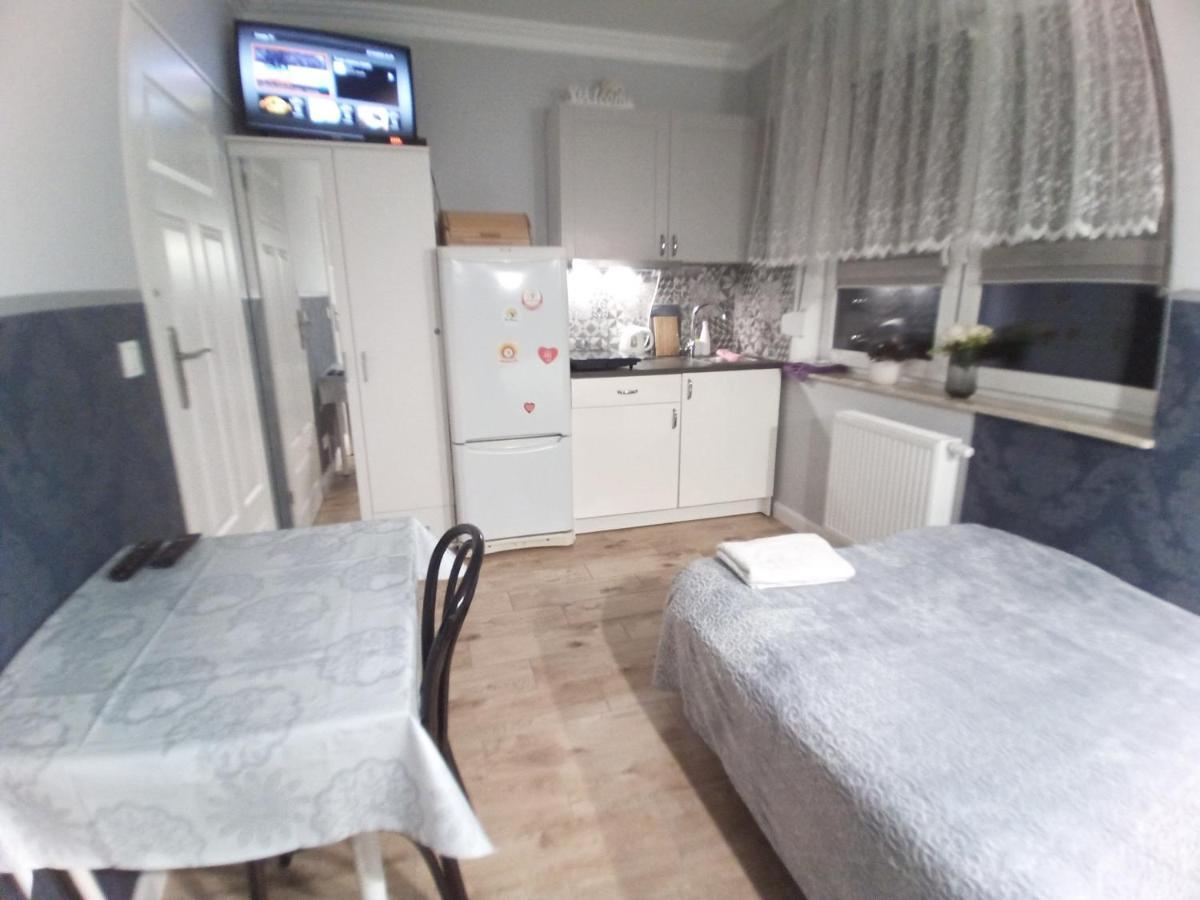 Studio Jutrzenka Z Lazienka By Apartamenty Na Dni Wroclaw Bagian luar foto