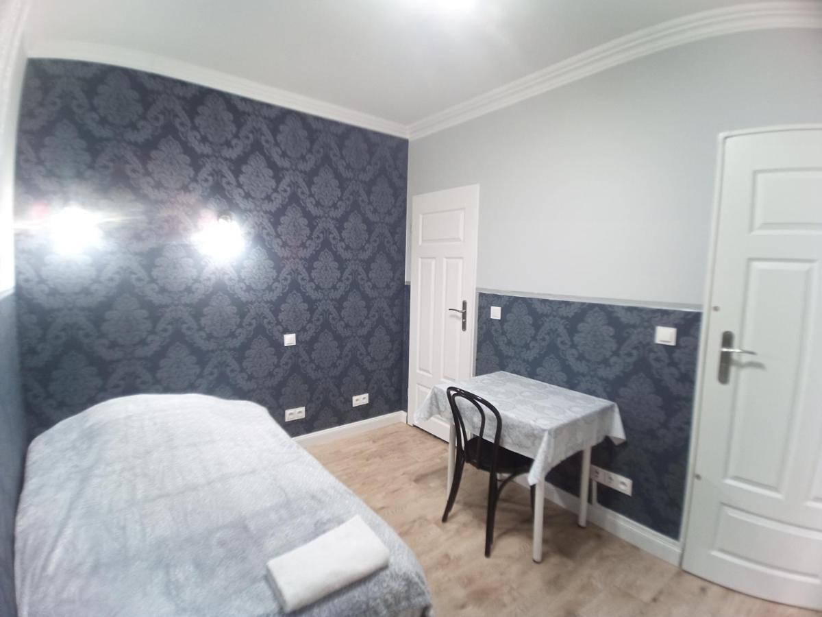 Studio Jutrzenka Z Lazienka By Apartamenty Na Dni Wroclaw Bagian luar foto